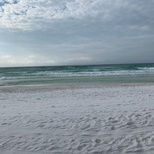 Meet your Posher, Leighann